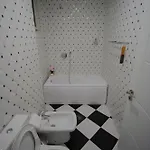 Comfy Flat In Astir Near Bus And Ac