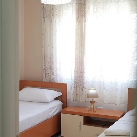 Comfy Flat In Astir Near Bus And Ac Tirana