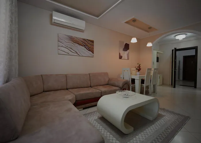 Comfy Flat In Astir Near Bus And Ac Διαμέρισμα Τίρανα